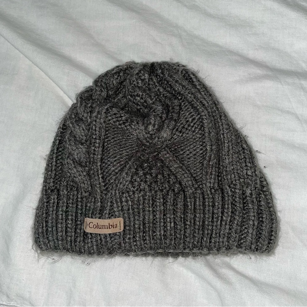 Columbia Adult Beanie Winter Hat Chunky Knit Fleece Line Gray Grey